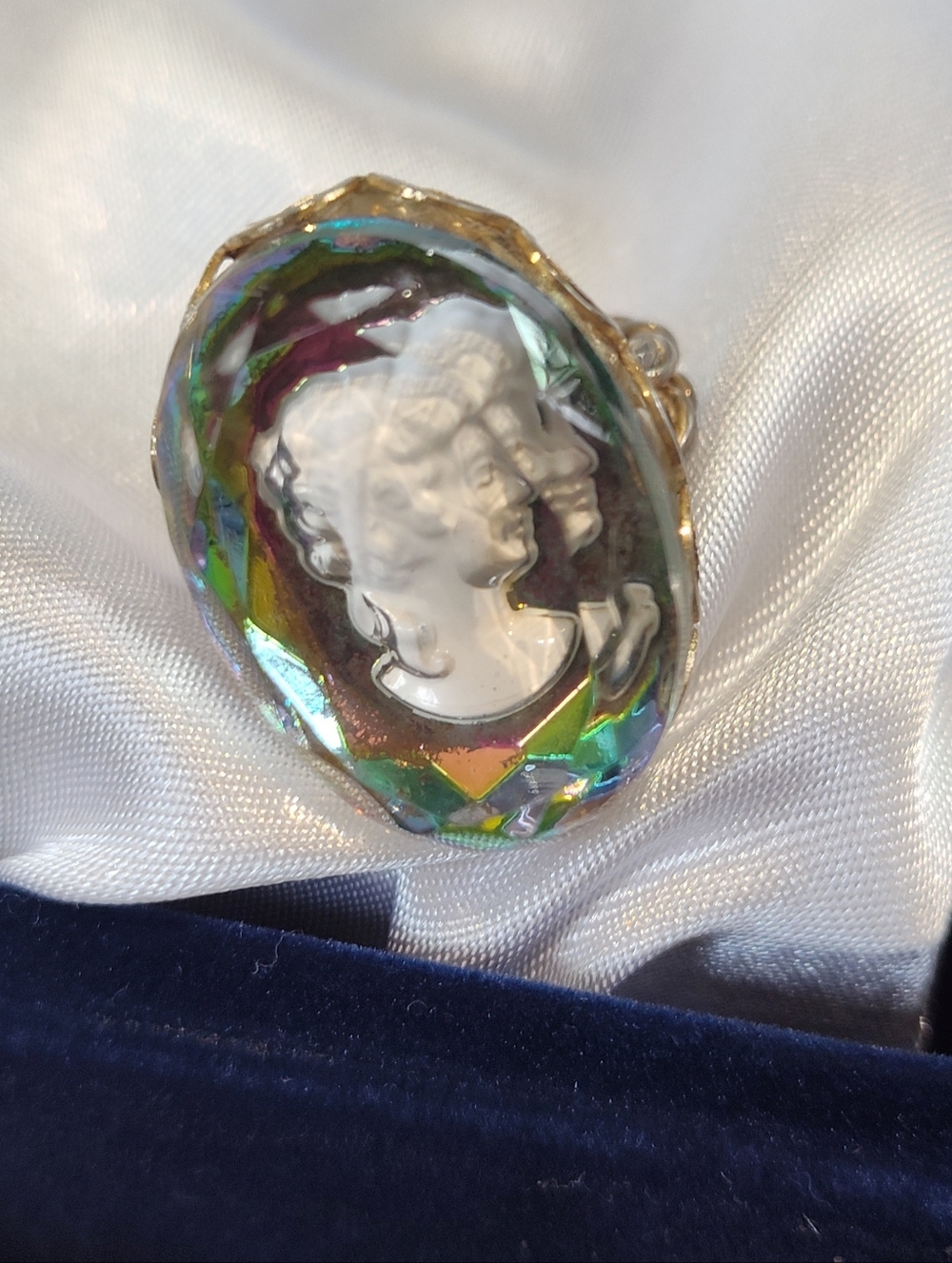 RARE Mid Century Intaglio Cameo Ring